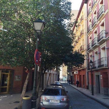 Apartamentos Auhabitat Zaragoza, Edificio De Apartamentos Turisticos מראה חיצוני תמונה