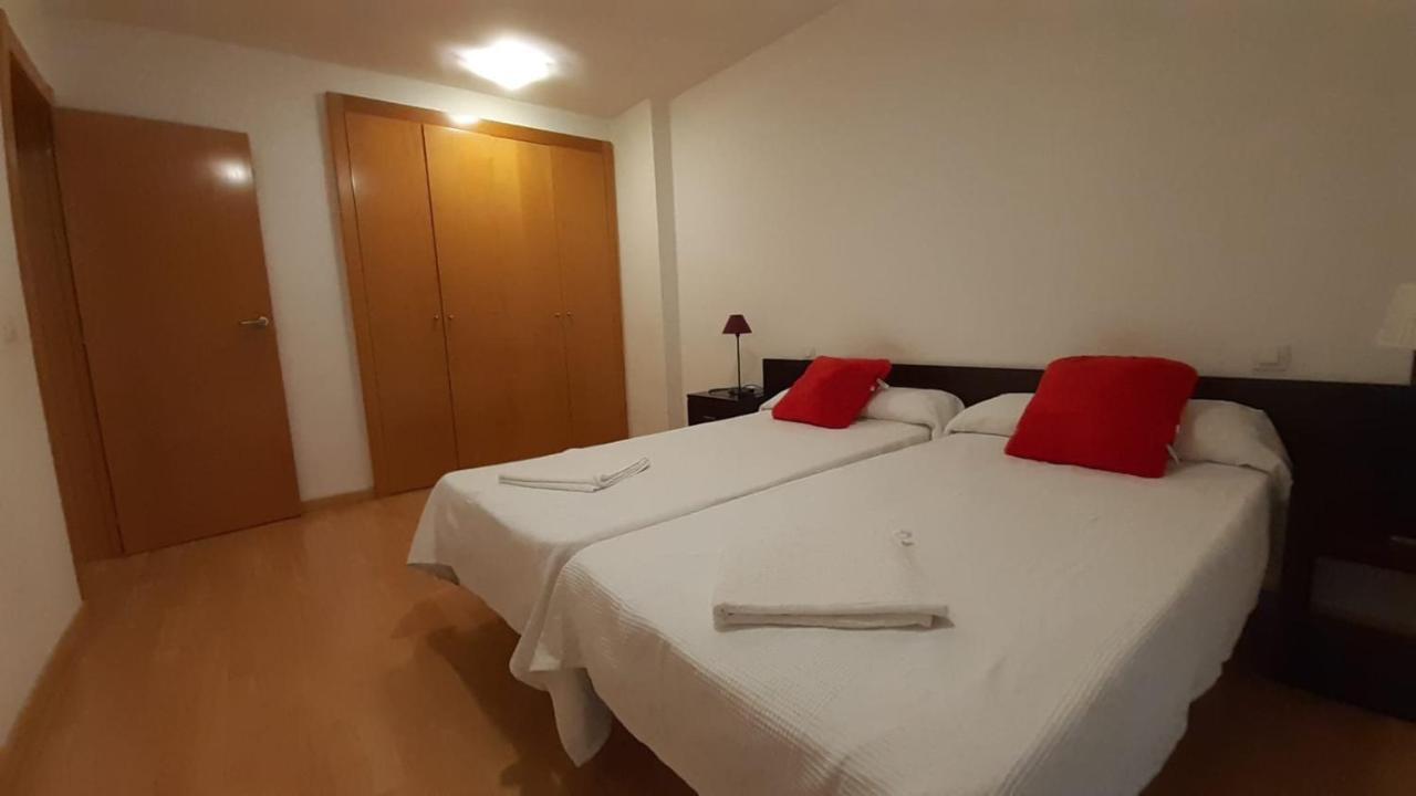 Apartamentos Auhabitat Zaragoza, Edificio De Apartamentos Turisticos מראה חיצוני תמונה