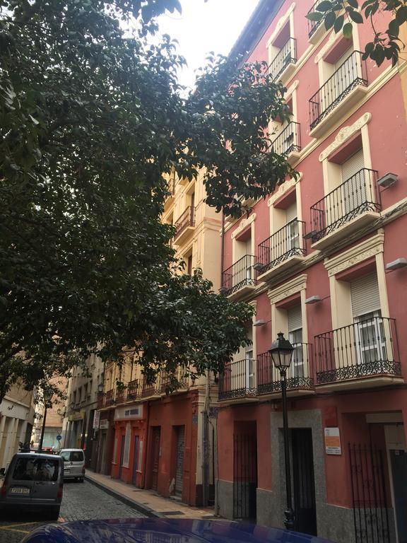 Apartamentos Auhabitat Zaragoza, Edificio De Apartamentos Turisticos מראה חיצוני תמונה