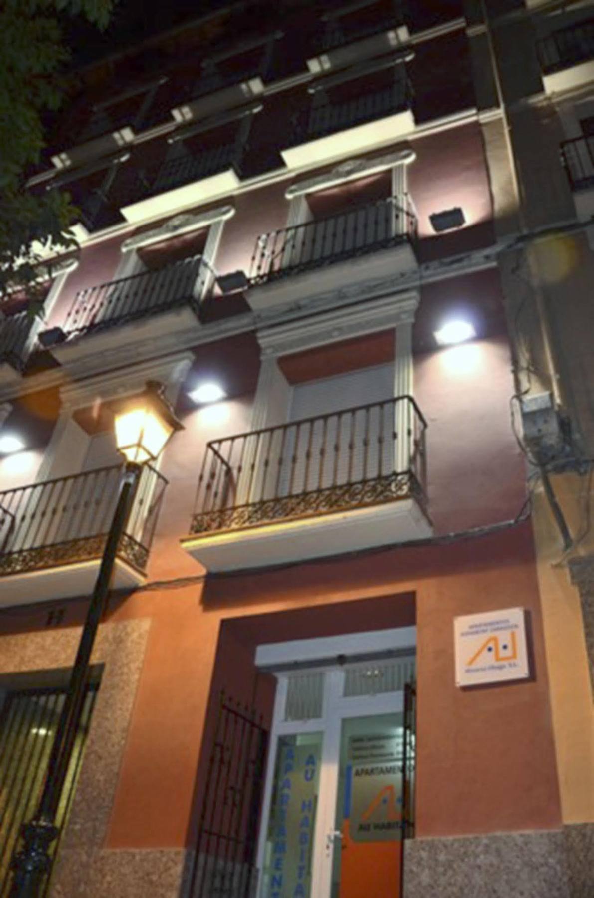 Apartamentos Auhabitat Zaragoza, Edificio De Apartamentos Turisticos מראה חיצוני תמונה