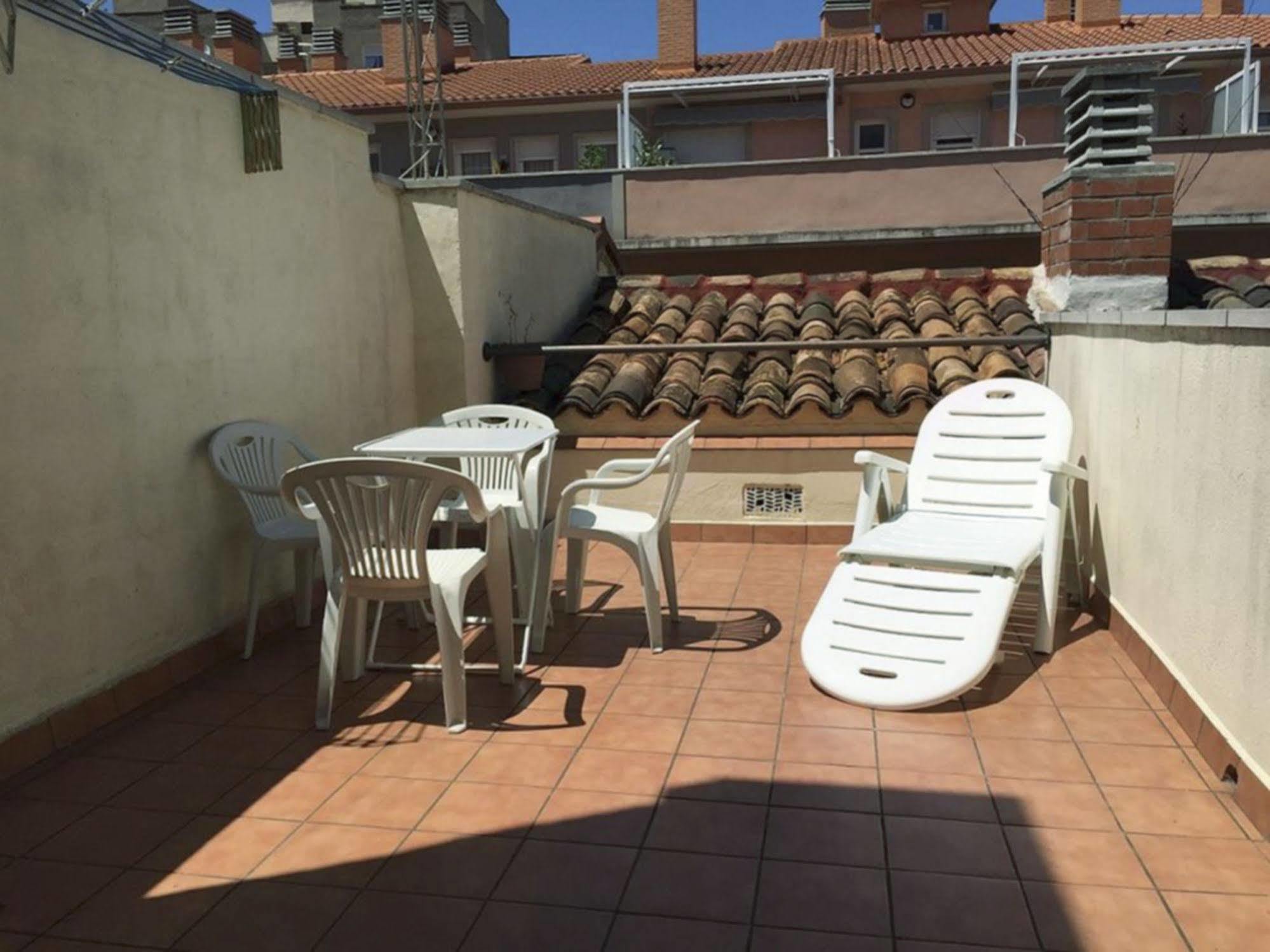 Apartamentos Auhabitat Zaragoza, Edificio De Apartamentos Turisticos מראה חיצוני תמונה