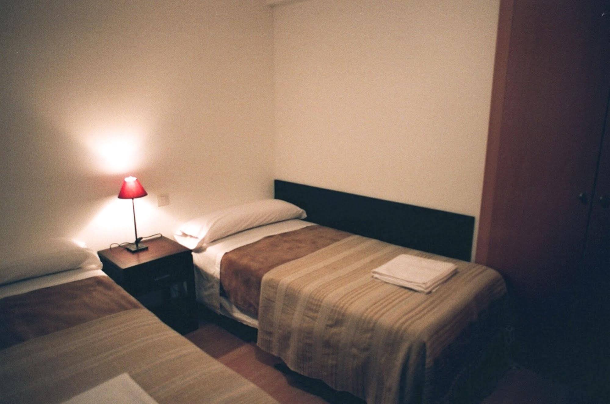 Apartamentos Auhabitat Zaragoza, Edificio De Apartamentos Turisticos מראה חיצוני תמונה