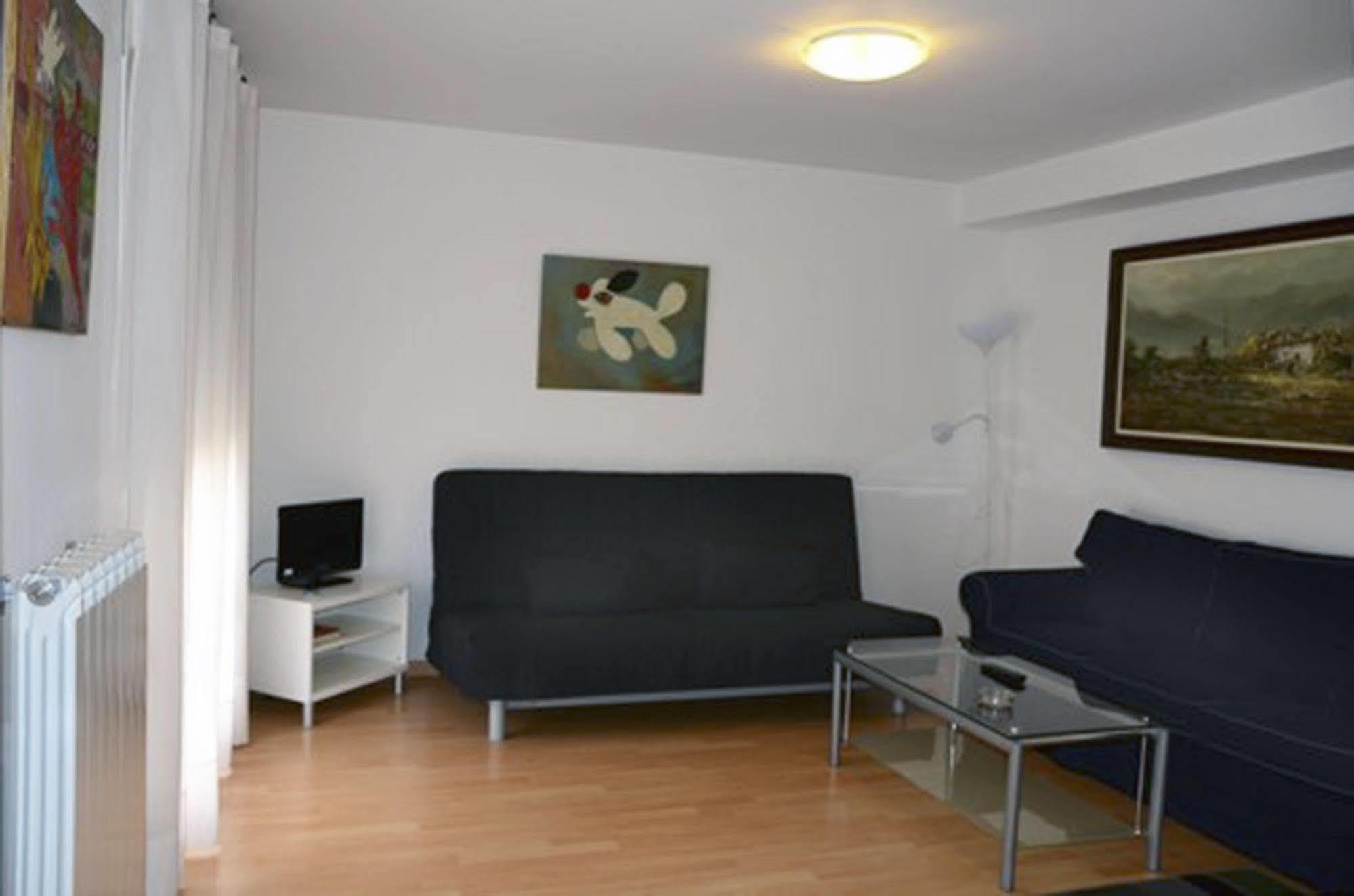 Apartamentos Auhabitat Zaragoza, Edificio De Apartamentos Turisticos מראה חיצוני תמונה
