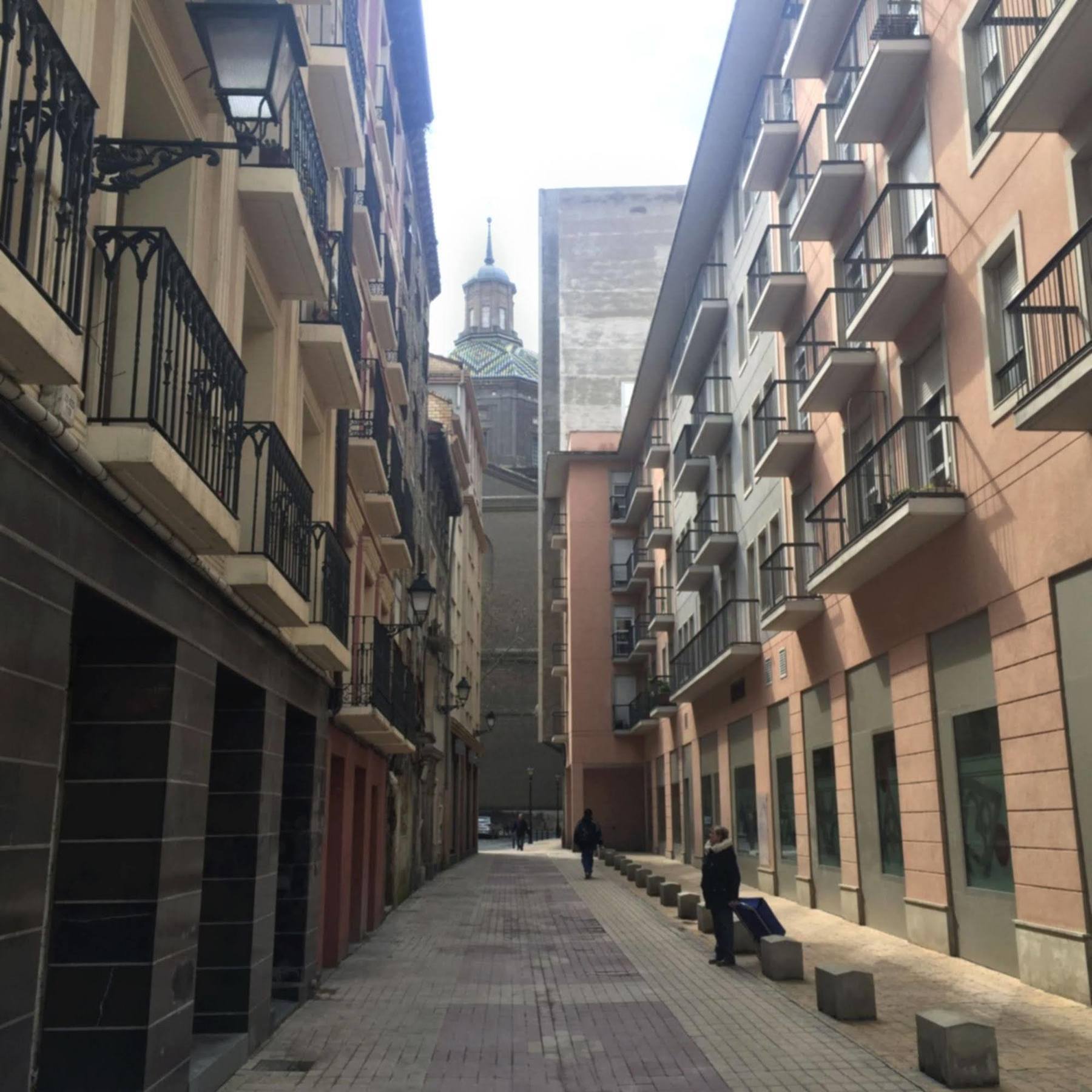 Apartamentos Auhabitat Zaragoza, Edificio De Apartamentos Turisticos מראה חיצוני תמונה